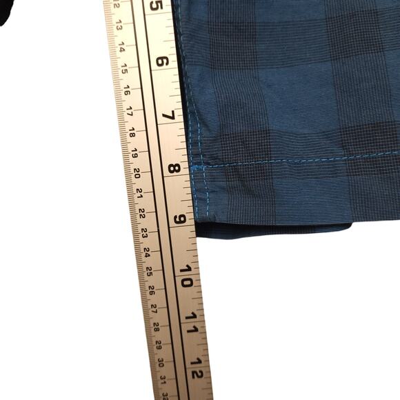 The North Face Men's Chino Shorts Sz 32 Green Plaid Casual Flat Front Golf - Picture 12 of 13